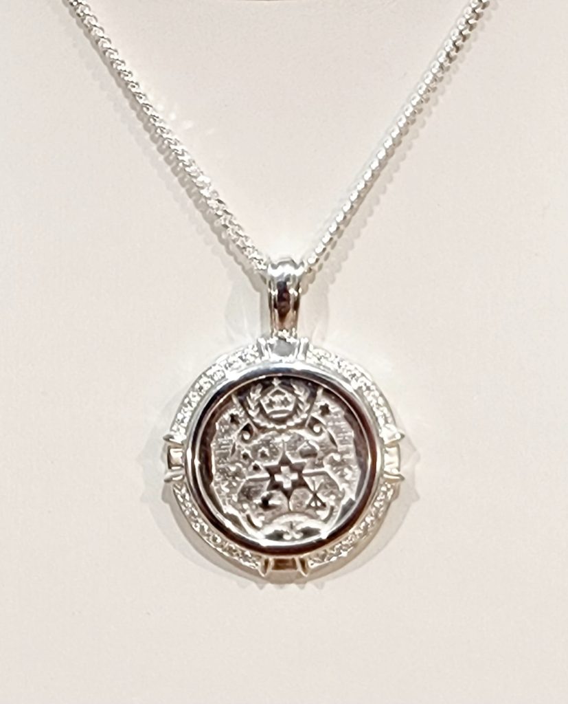 Sterling Silver Tongan Sila Pendant with Cubic Zirconia Setting with ...