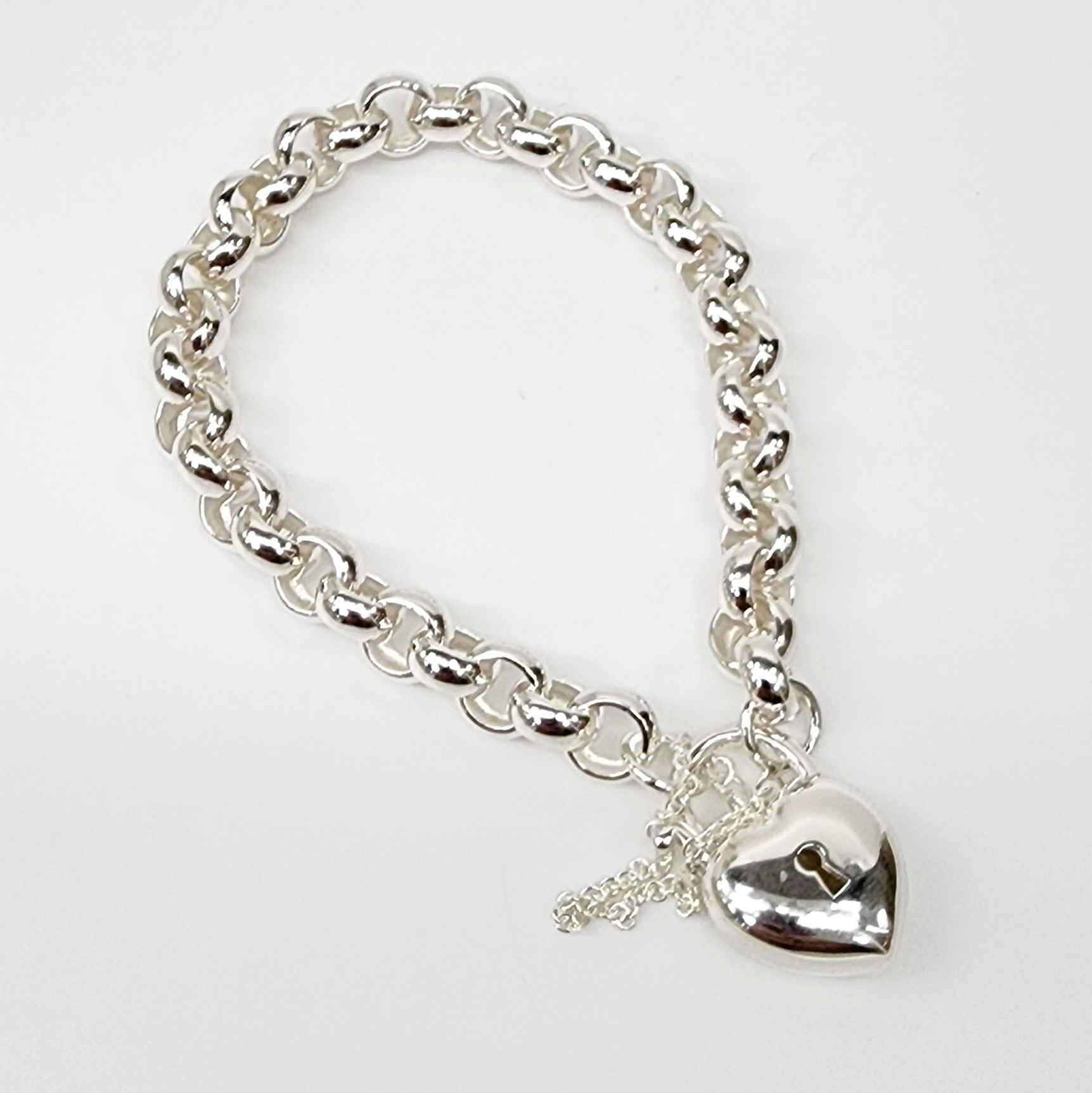 Sterling Silver 21cm Belcher Bracelet With Puff Heart Padlock Sterling Silver Bracelets 