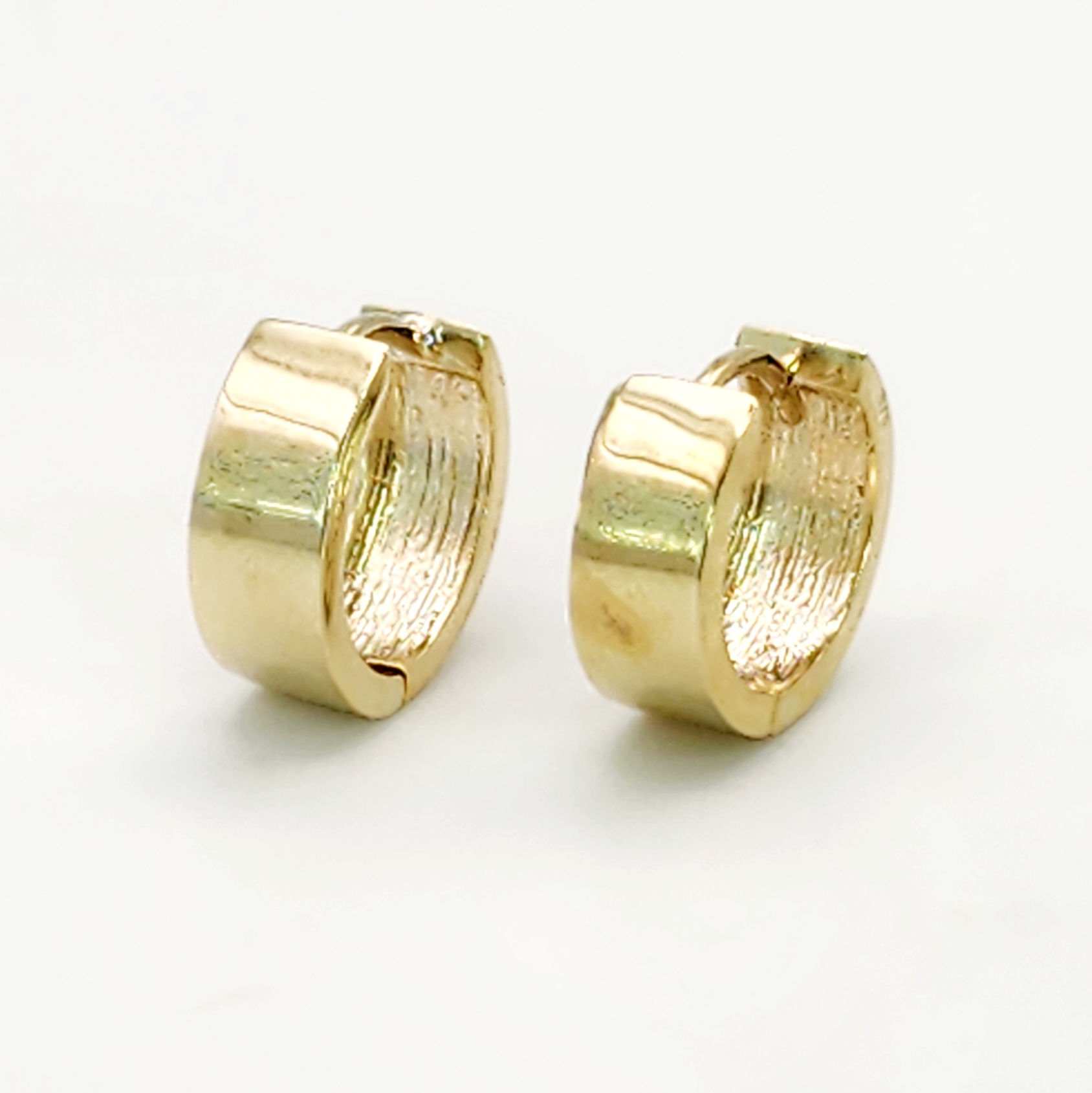 9ct Yellow Gold 4.7mm Wide Hinged Plain Huggie  Earrings Gold Earrings 