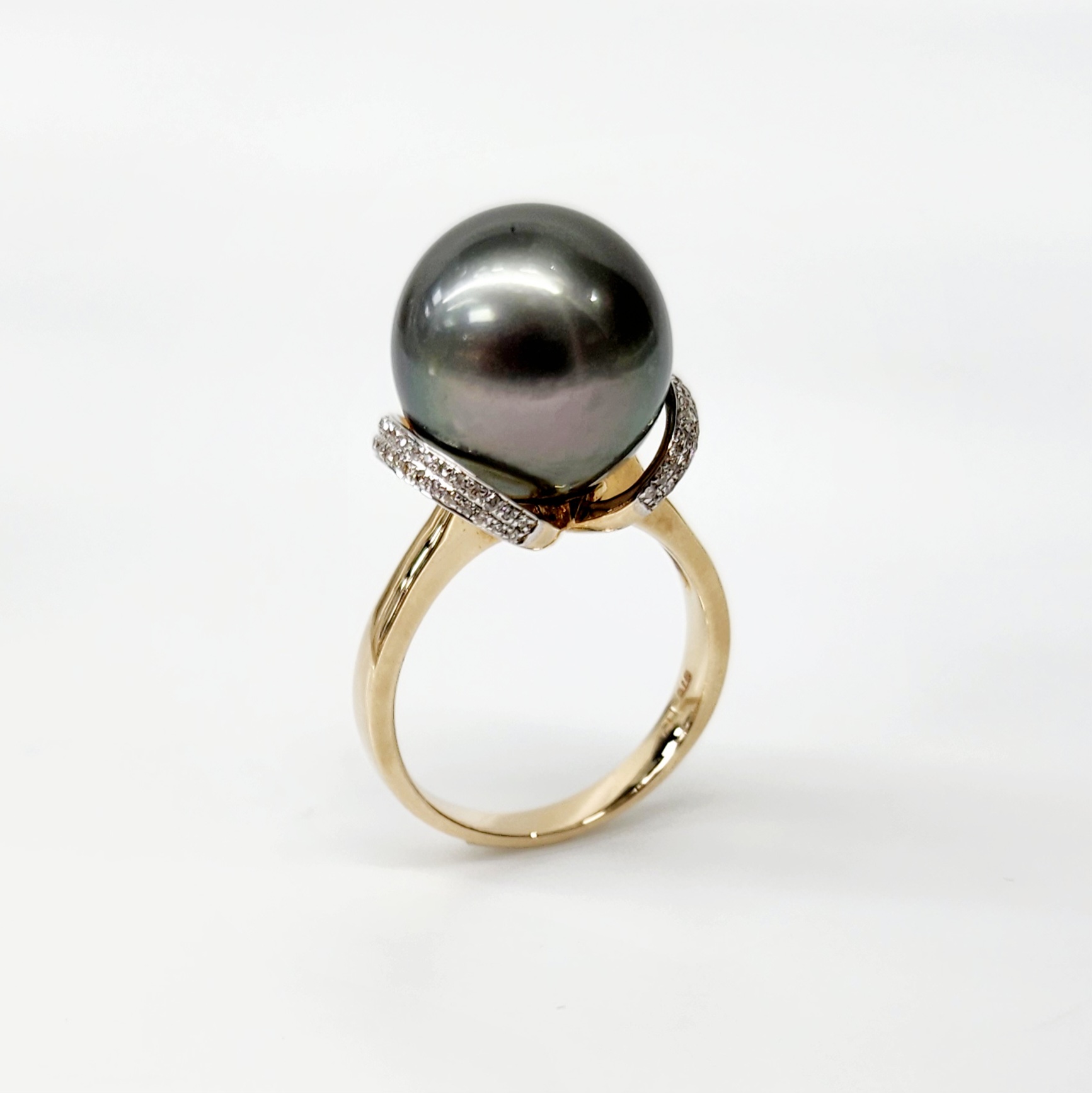 9ct Yellow Gold 14mm Tahitian Black Pearl Ring with Diamond Setting  