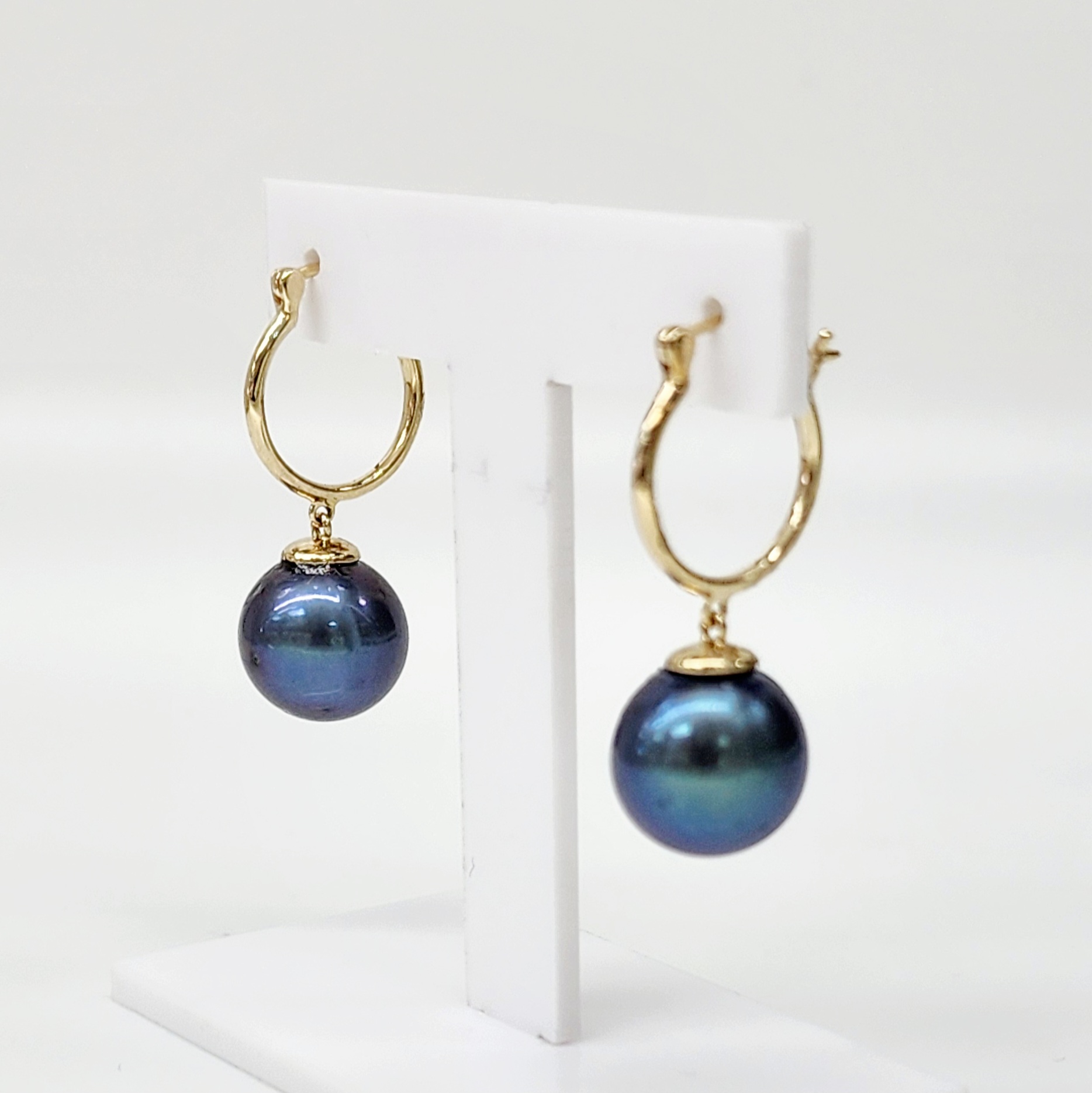 9ct Yellow Gold 11-11.5mm Round Tahitian Peacock Colour  Black Pearl Hoop Earring Gold Pearl Jewellery, Pearl Jewellery 