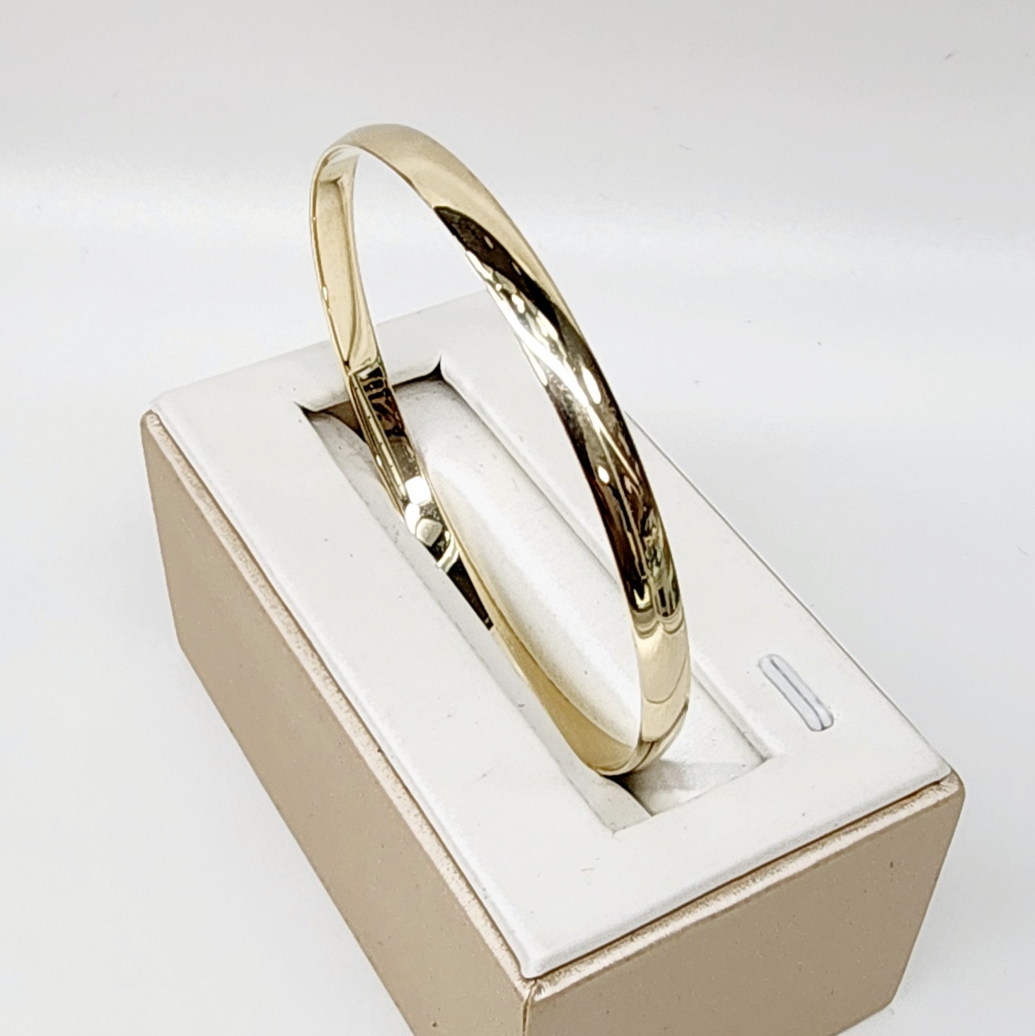 9ct Yellow Gold Classic Half Round 5mm Wide x 65mm Bangle Gold Bracelets 