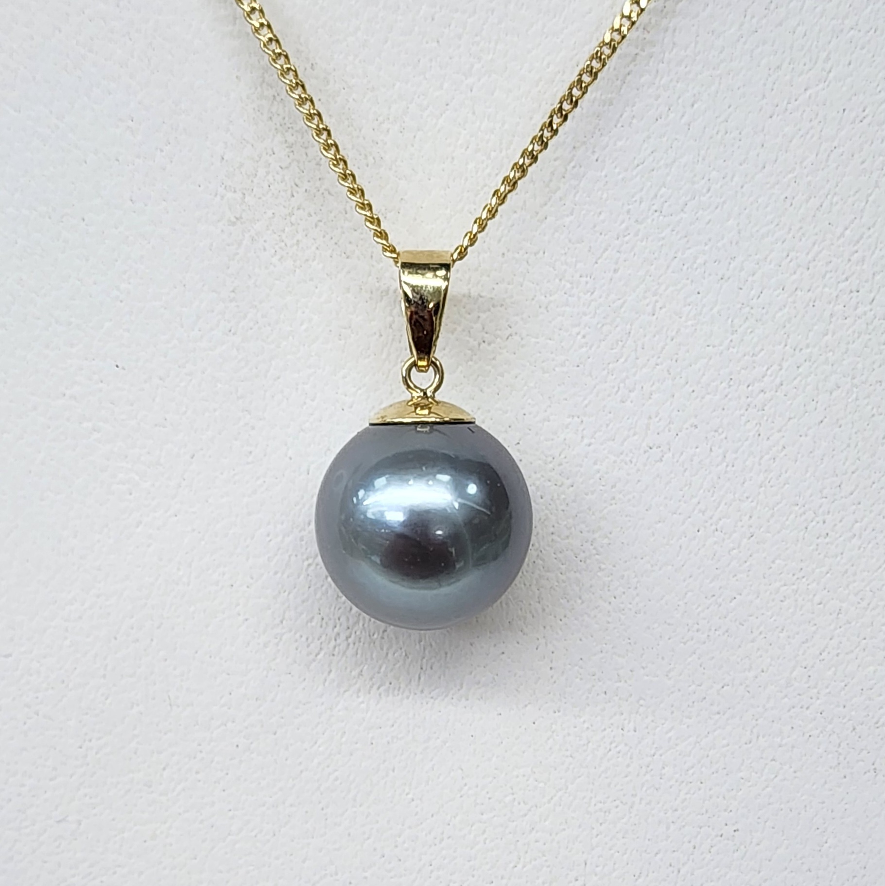 9ct Yellow Gold 12.0mm Round Tahitian Pearl Pendant  