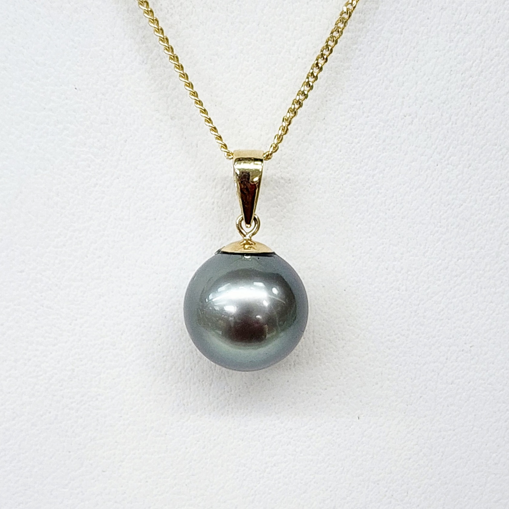 9ct Yellow Gold 11.5-12.0mm Round Tahitian Pearl Pendant  